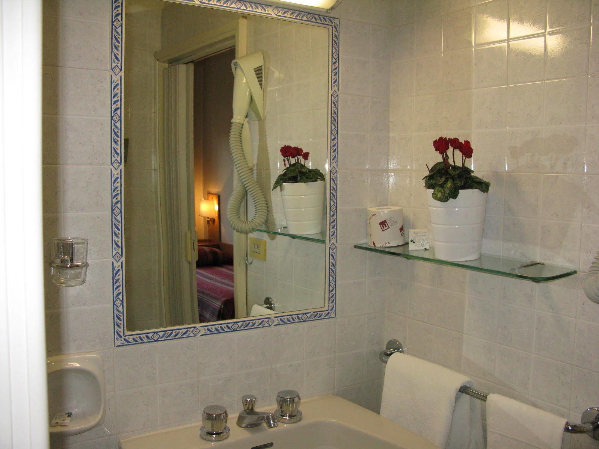 York Hotel Ρώμη Εξωτερικό φωτογραφία
