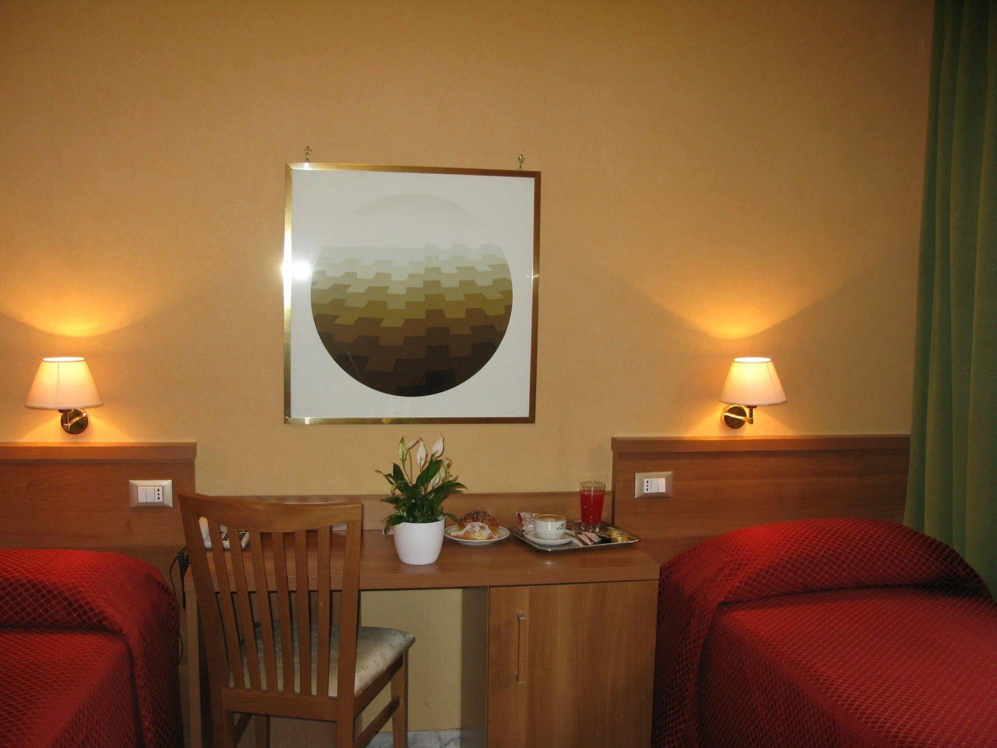 York Hotel Ρώμη Εξωτερικό φωτογραφία